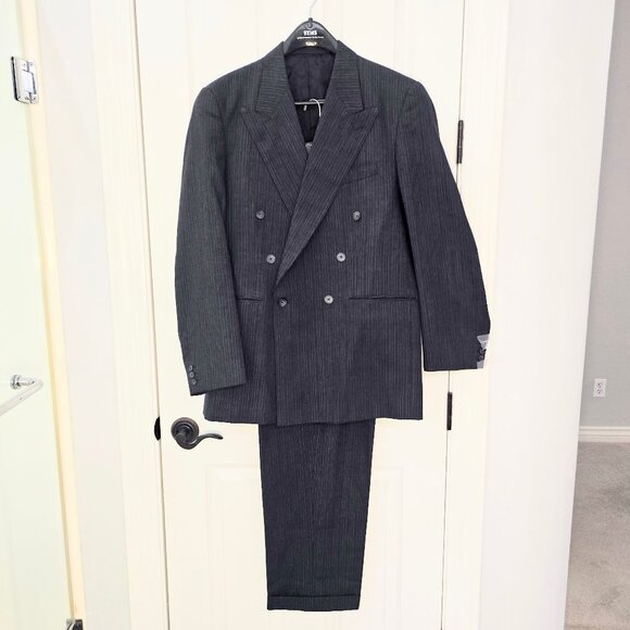 Custom Tailored Gray Pinstripe Wool Suit - 2 Piece - Picture 1 of 15